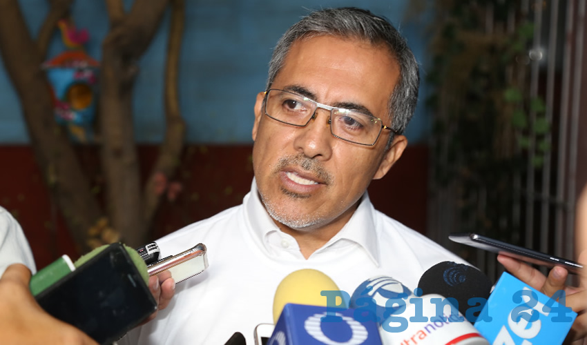 Alfonso Linares Medina, presidente de la Asociaci&oacute;n de Comerciantes de la zona Centro (Foto: Eddylberto Luevano Santill&aacute;n) 