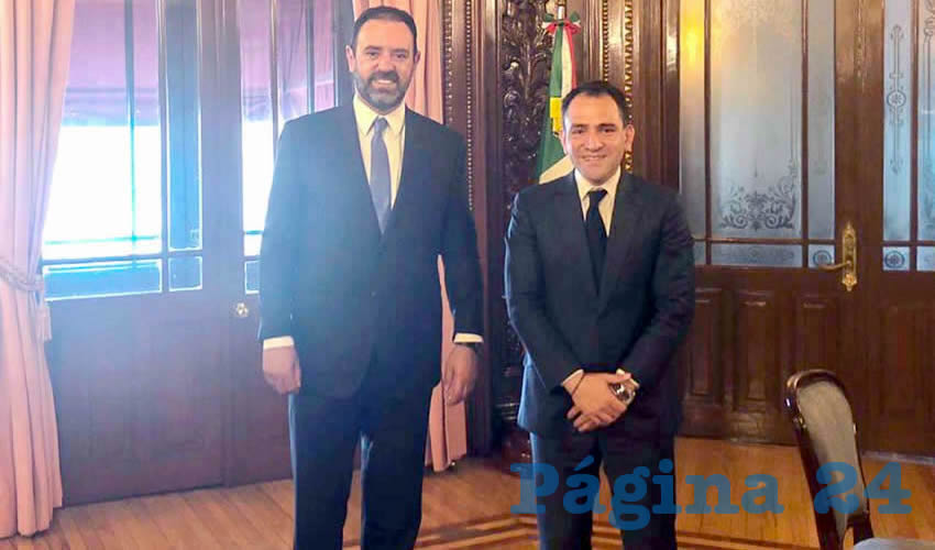 Alejandro Tello y Arturo Herrera Gutiérrez, titular de la SHCP, encabezaron una reunión de trabajo en Ciudad de México