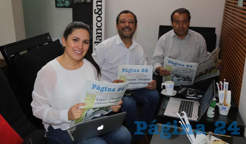 En el Café Punta del Cielo departieron Fabiana Rivera Medina, Ignacio Calderón López y Adrián González Sánchez
