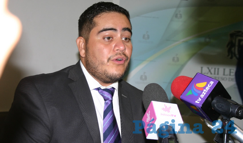 Elías Rodríguez Mejía señaló que a la par de revisarse la capacidad de pago de la ciudadanía, se debe aparejar también un modelo que permita que los camiones que circulan por la ciudad contaminen lo menos posible/Foto: Francisco Tapia 