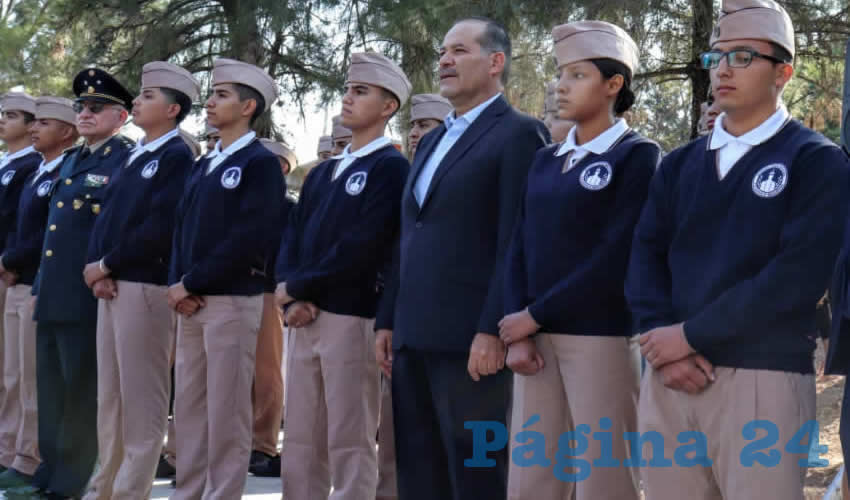La implementación de una prepa militarizada asegura también un mejor entorno para las familias de la zona