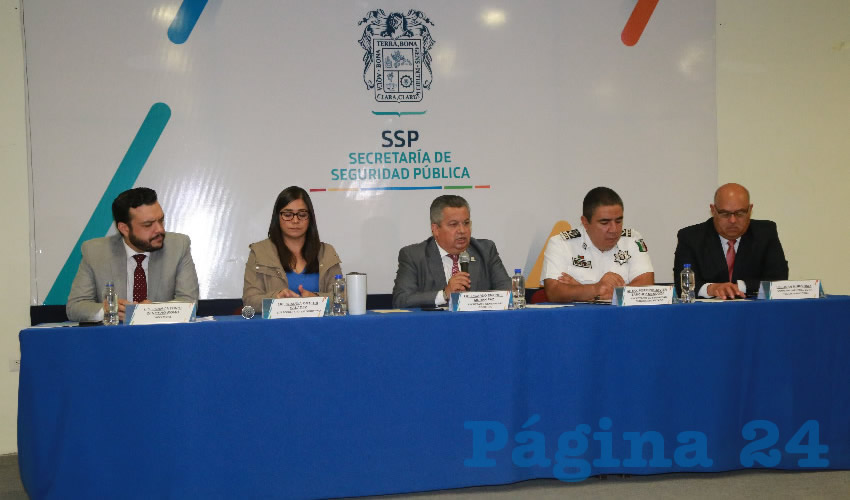 Rueda de prensa de seguridad p&uacute;blica (Foto: Eddylberto Lu&eacute;vano Santill&aacute;n)