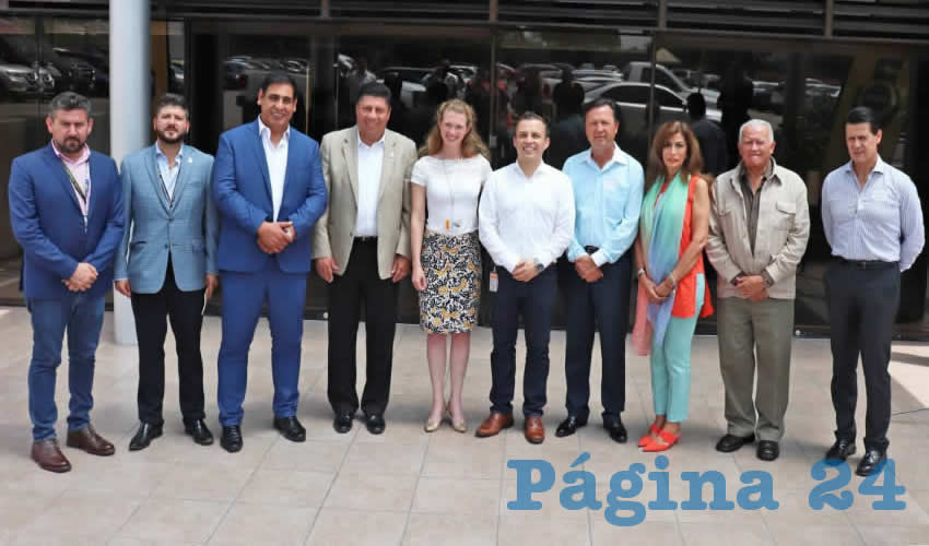 La educaci&oacute;n biling&uuml;e, las tecnolog&iacute;as, los modelos duales y las ingenier&iacute;as de &uacute;ltima generaci&oacute;n seguir&aacute;n siendo el motor que dirija el futuro de Aguascalientes