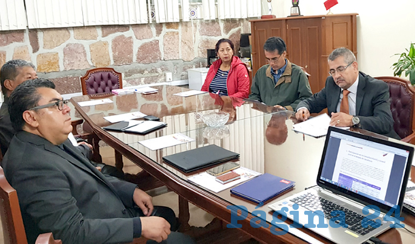 El Instituto Electoral del Estado de Zacatecas, por conducto del Consejero Electoral Lic. Arturo Sosa Carlos, Vocal de la Comisión de Capacitación Electoral y Cultura Cívica, entregó los Resultados de la Consulta Infantil y Juvenil 2018 a la Dirección General del Colegio de Bachilleres en el Estado de Zacatecas