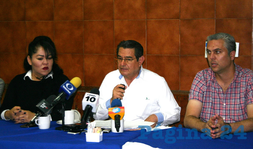 A decir de Hugo Rodríguez, dirigente de Morena en Jalisco, las denuncias en contra de quienes dirigen el Parlamento de Colonias y la organización Conciencia Cívica, es decir, Alejandro Cárdenas y Salvador Cosío, respectivamente, no son más que una forma de presionar para que retiren los juicios de amparo interpuestos para evitar la urbanización de la zona de la Villa Panamericana/Foto: Archivo Página 24