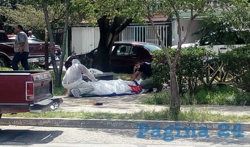 Cuando descansaba en una banca, fue baleado por la espalda Raymundo Muñoz Hernández