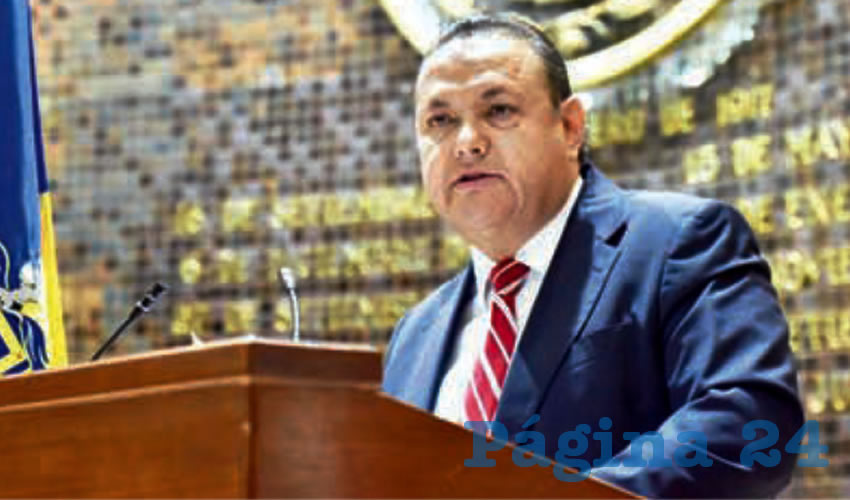 De acuerdo con el diputado emecista Héctor Pizano, lo siguiente para conformar el Constituyente que dé forma a una nueva Constitución para Jalisco es realizar mesas de diálogo donde se especifiquen “los qué y cómo del proceso de elección de los constituyentes, de cómo se elaborará el documento rector del consejo técnico de académicos”, entre otras cuestiones/Foto: Cortesía