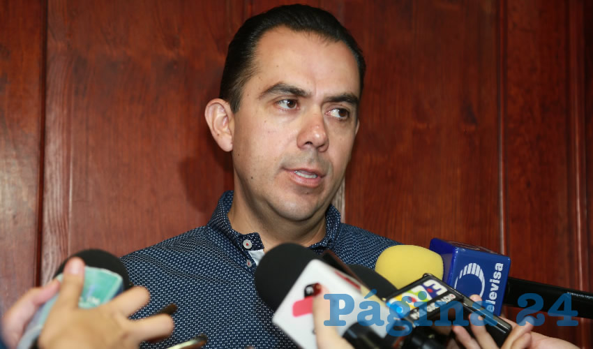 Manuel Alejandro González Martínez espera recibir los recursos necesarios para continuar con el distrito de riego (Foto: Eddylberto Luévano Santillán)