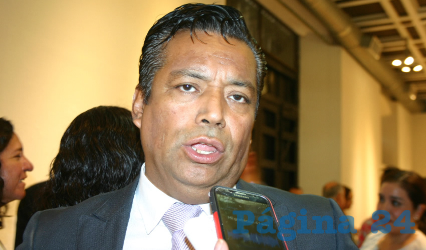 “Hemos visto una reacción muy tardía en el tema del dengue”, denunció Arturo Lemus, diputado por Morena, sobre la administración de Enrique Alfaro, que ignoró exhorto realizado el 13 de agosto para combatir el mosco transmisor; fue hasta el 2 de septiembre que autorizaron fumigaciones y acciones preventivas, pero “con muy poco personal”/Foto: Archivo Página 24
