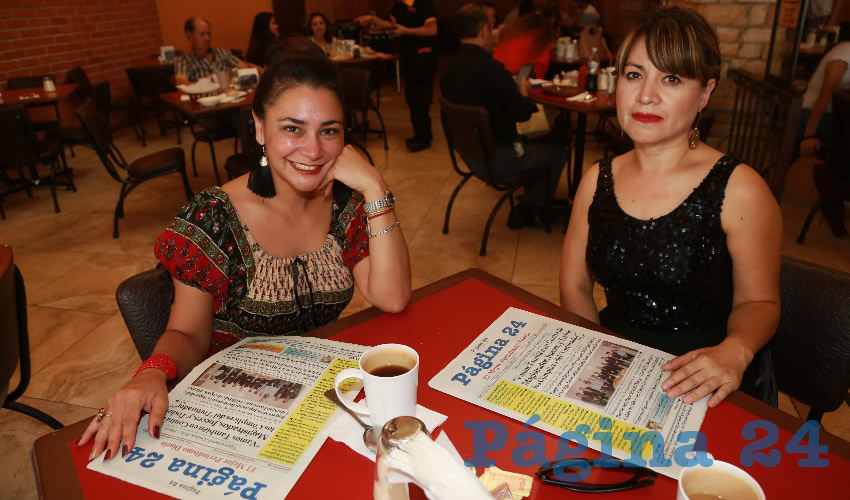 En Las Antorchas compartieron el primer alimento de la mañana Vanesa Aguilar Yumbe y Rocío Vázquez Hernández