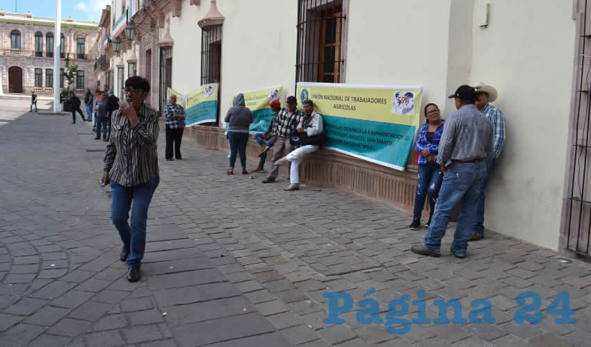 Arteaga Domínguez mencionó que desde el 21 de agosto solicitaron, por escrito, una audiencia con el mandatario estatal para pedirle respuesta a un amplio pliego petitorio en el que le plantearon varias necesidades de las comunidades (Foto Merari Martínez)