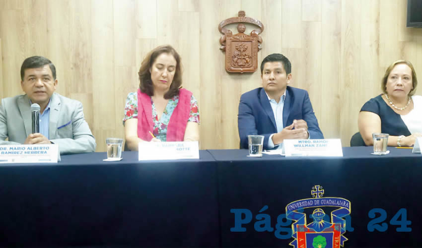 Representantes de varios de los departamentos de investigación de ciencias de la salud de la UdeG presentaron los avances obtenidos así como el registro de las investigaciones que dieron como resultado la posibilidad de que padecimientos serios puedan ser tratados de forma eficaz y rápida/Foto: Rafael Hernández Guízar