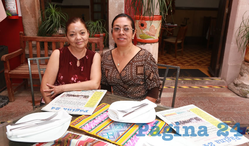 En el restaurante Cazona Cor Eva Juárez Rincón y Martha Moreno