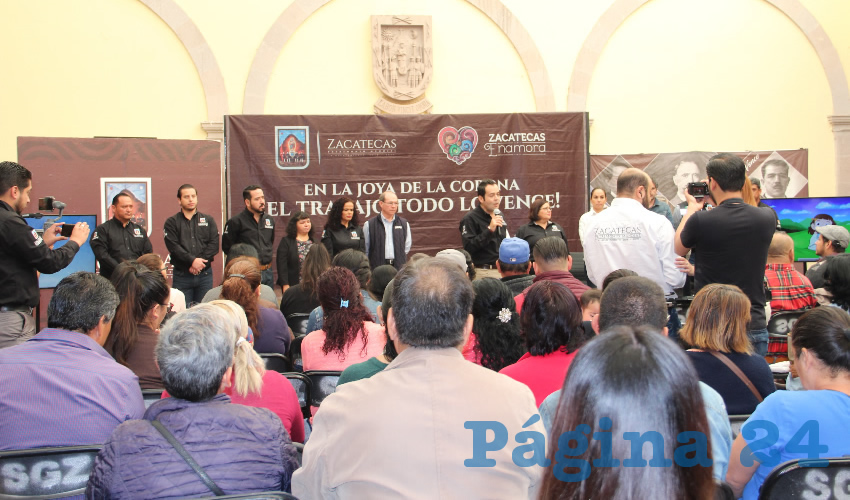Audiencia Pública número 41, encabezada por Ulises Mejía Haro (Foto Rocío Castro)