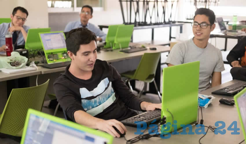 A tres años de gobierno, Martín Orozco Sandoval sigue comprometido con la educación en todos los niveles