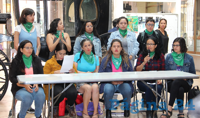 Rueda de prensa de grupos feministas que conforman el movimiento 28S