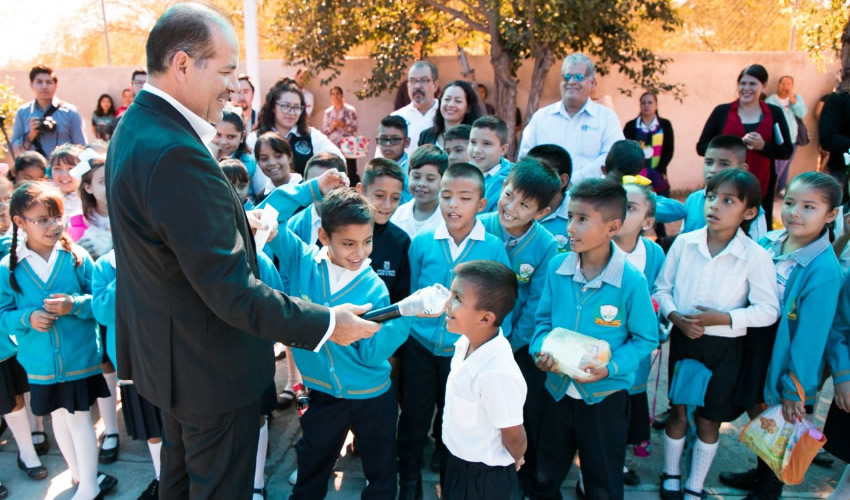 Los uniformes ser&aacute;n fundamentales para que los ni&ntilde;os realicen las actividades deportivas, as&iacute; como para que vayan abrigados en la pr&oacute;xima temporada invernal