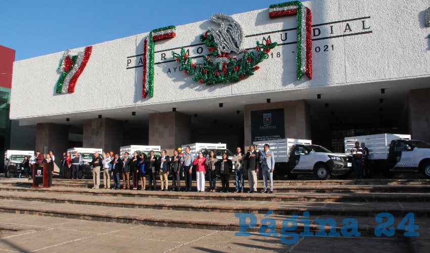 Entrega de nuevo parque vehicular para el área de servicios públicos