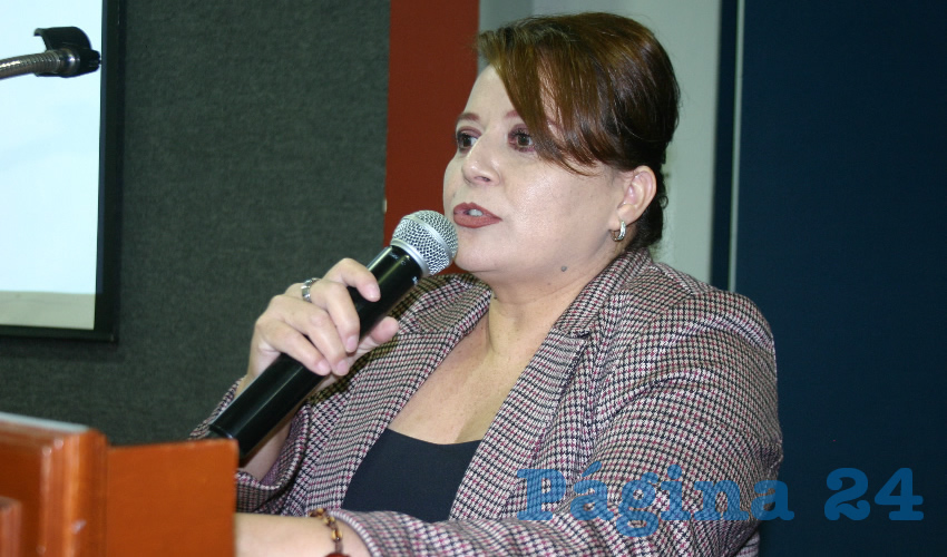 La diputada morenista María Esther López detalló que la intención de fondo con estos cambios en la ley es “que los juicios no queden en el arbitrio de la voluntad de políticos sí o no hacer justicia al ciudadano”/Foto: Francisco Tapia
