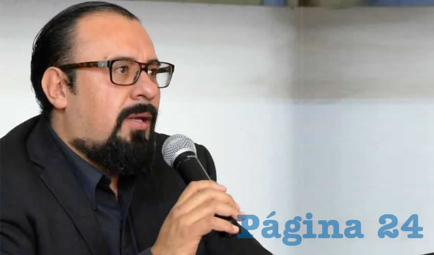 Marco Antonio García Robles, director de la fundación VIHDHA