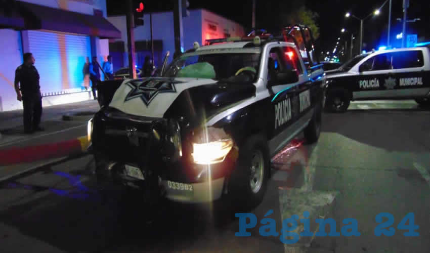 La camioneta oficial que manejaba el policía Osvaldo Magallanes López