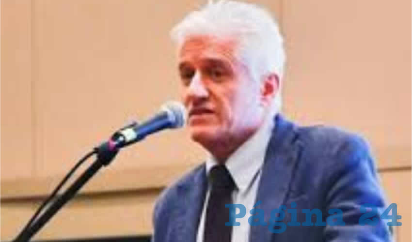 Alejandro Macías, médico especialista y ex comisionado nacional para influenza, dijo que más de la mitad de la población del país está en la indefensión ante la enfermedad, pues o no puede acceder a la vacuna, o simplemente no la conseguirá por lo escaso de la misma/Foto: Cortesía