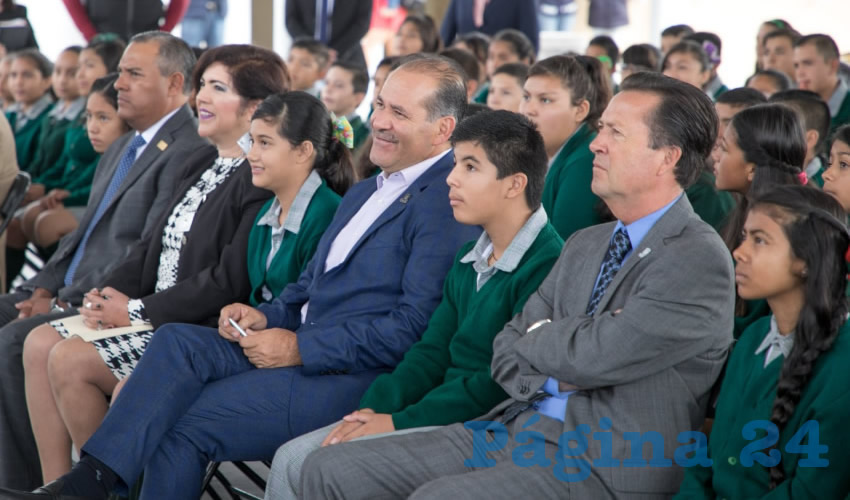 La inversi&oacute;n para la construcci&oacute;n y puesta en marcha del plantel fue de m&aacute;s de 11.6 millones de pesos y se han beneficiado 210 alumnos de la zona Oriente