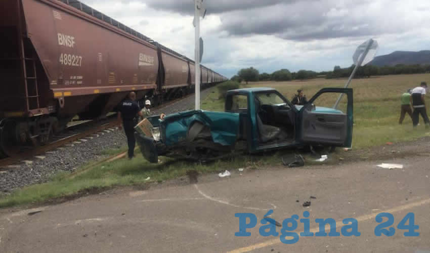 Tres heridos arrojó el aparatoso accidente ocurrido en Cosío