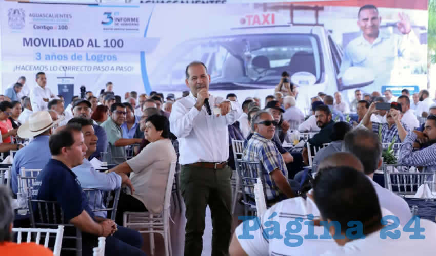 De un total de 418 concesiones de taxis entregadas al final de la pasada administración gubernamental, alrededor de 300 fueron entregadas a actores políticos