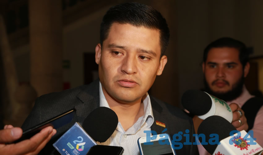  Heder Guzm&aacute;n Espejel ahora se lanza contra Veolia (Foto: Eddylberto Lu&eacute;vano Santill&aacute;n)