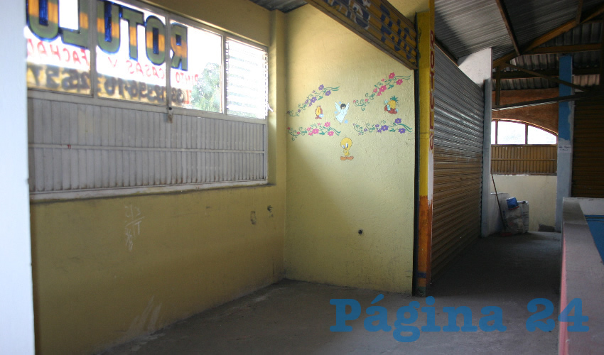  Abandono. Las condiciones del mercado municipal López Cotilla son paupérrimas. No hay servicios públicos y tampoco seguridad/Fotos: Francisco Tapia 