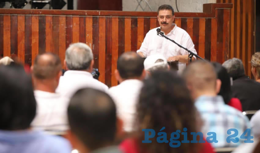 “Es un desacierto de Zazueta, (…) no debió prestarse a este tipo de situaciones (…) abrirle la posibilidad a sus subdelegados, amigos, ya que tiene 11 nombrados por su jefe Gabriel García (Coordinador Nacional de los Delegados), y (el senador) Alejandro Peña”, declaró el ex superdelegado, Carlos Lomelí/Foto: Twitter @DrCarlosLomeli