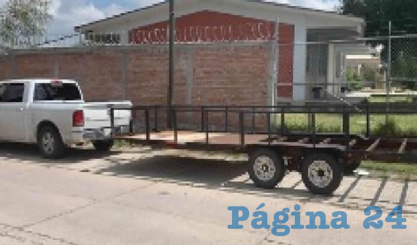 El remolque recuperado por las autoridades en el fraccionamiento Villas del Oeste