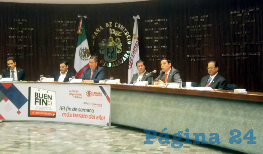 En la presentación de la edición de este año del Buen Fin, los empresarios hicieron recomendaciones expresas a las personas que acudan a realizar compras, tales como ver que los descuentos que se ofrezcan sean reales/Foto: Rafael Hernández Guízar