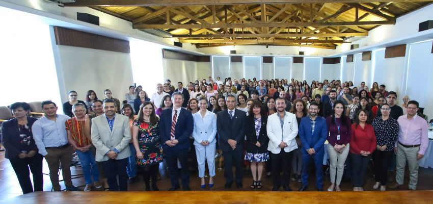 Los profesionales deben estar a la vanguardia en temas acad&eacute;micos y deben gozar de las herramientas necesarias para poder identificar conductas autolesivas