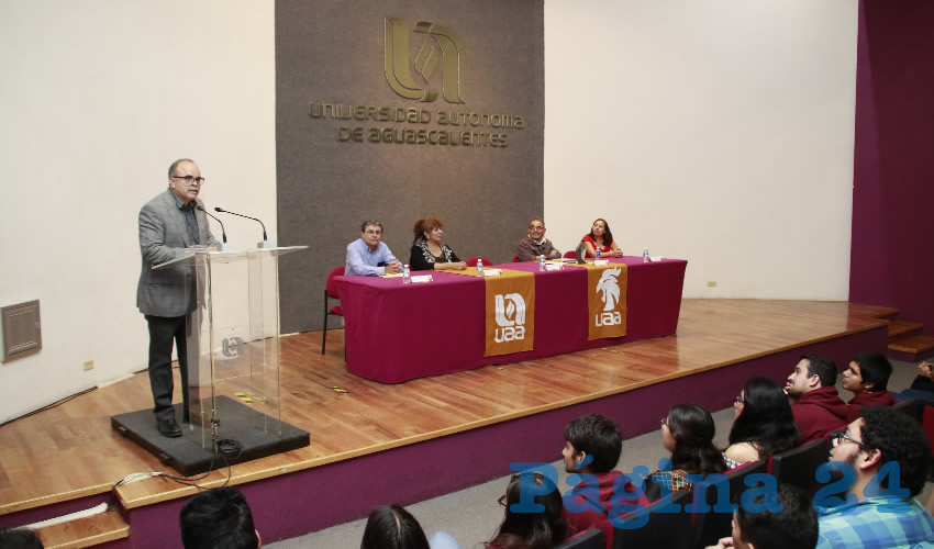 La Benemérita Universidad Autónoma de Aguascalientes conmemoró el 35 aniversario de la carrera de Matemáticas Aplicadas