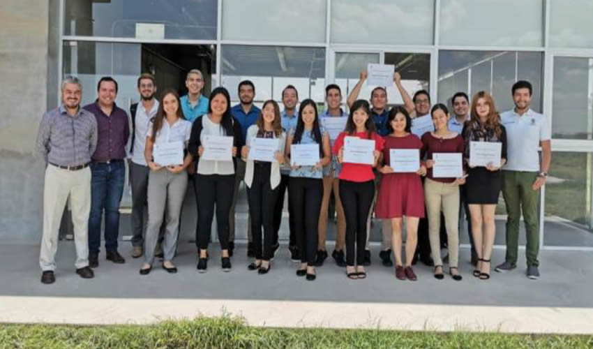 Tanto los estudiantes como investigadores han participado desde el año 2016 en el CSMIO exponiendo diferentes trabajos desarrollados en el marco del programa de Maestría en Modelación y Optimización de Procesos (MMOP) del CIMAT Aguascalientes