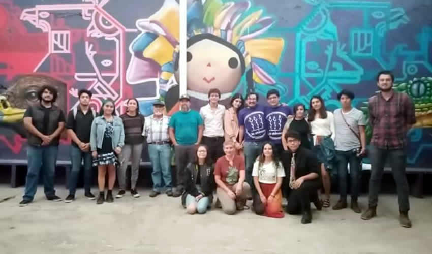La Chinaca es un proyecto que apoya la Cuarta Transformaci&oacute;n, est&aacute; hecho por j&oacute;venes y para j&oacute;venes que buscan la acci&oacute;n y reflexi&oacute;n pol&iacute;tica para consolidar el cambio social