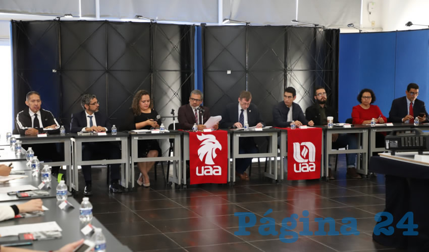Los informes puntualizaron los logros de estudiantes, acad&eacute;micos y administrativos de la Comunidad Universitaria.