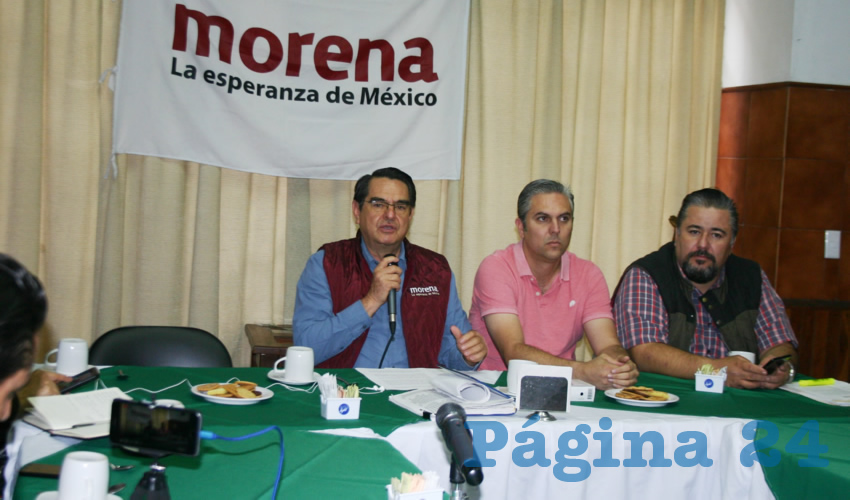 Luego de referir que se presentaron denuncias por los violentos hechos, Hugo Rodríguez Díaz anunció que se repondrán las votaciones del partido el día 26, por lo que exigió que se brinde seguridad pública para garantizar un proceso limpio/Foto: Francisco Tapia