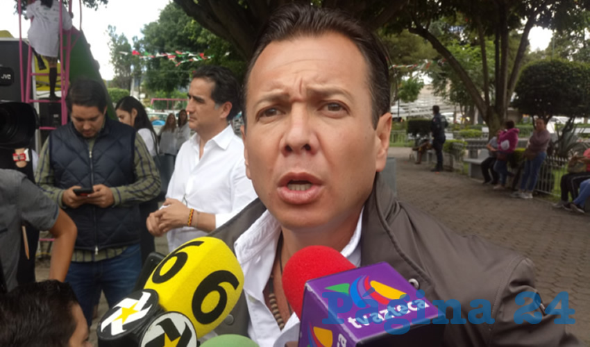“Actuar con transparencia no es actuar irresponsablemente, habían pasado ya alrededor de 11 días desde que se había cometido este multihomicidio y nadie quería hablar de él; (…) incluso en la zona de Providencia tomamos la decisión de ante las pésimas condiciones de seguridad que están viviendo, enviar patrullas de Zapopan”, para trabajar en equipo, aclaró el alcalde Pablo Lemus/Foto: Rafael Hernández Guízar
