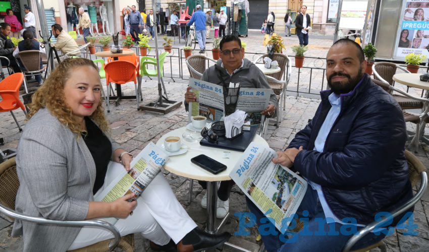 Cuauhtémoc Cardona Campos y Natzielly Rodríguez Calzada, diputados de Morena, compartieron el pan y la sal en el restaurante La Saturnina