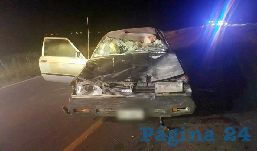 Dentro del automóvil Nissan Tsuru quedó el cadáver de Roberto “N” “N”, de 84 años de edad