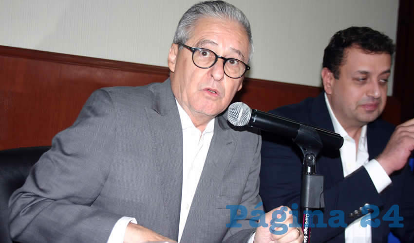 Ayer Enrique Ibarra, secretario de Gobierno de Jalisco, dijo que el gobernador rediría su informe el 6 de noviembre ante diputados locales, en un “ejercicio de rendición de cuentas y transparencia”; no obstante, el funcionario dijo que el tema de seguridad será tocado aparte por el mandatario/Foto: Francisco Tapia 