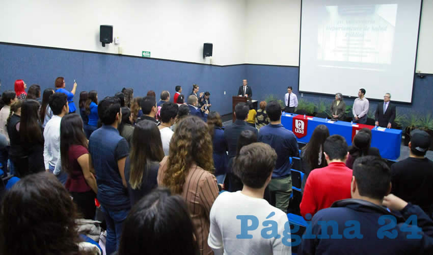 Las investigaciones y las experiencias profesionales que se discutirán, representan un enriquecimiento para profesores y especialistas