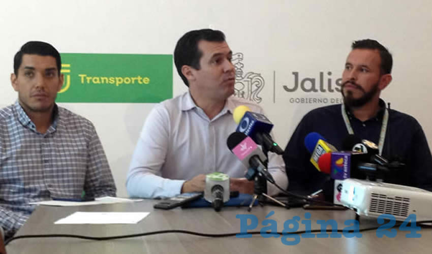 Diego Monraz Villaseñor, secretario de Transporte de Jalisco, dijo que “se les acabó el tiempo” a quienes no cumplieron con lo exigido por el gobernador de Jalisco en torno a la modernización del transporte. Por esto, comenzarán con operativos para sacar de las calles a unidades de 15 rutas/Foto: Rafael Hernández Guízar