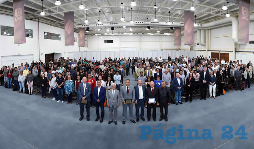 Se cont&oacute; con conferencias, mesas de trabajo, exposiciones y eventos culturales que abonaron al conocimiento de especialistas en la materia