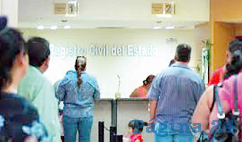 A Alma y Ariana se les negó el derecho en los tres registros civiles de Jalisco a los que acudieron, por lo que interpusieron una queja ante la CEDHJ. También, urgieron a autoridades legislativas a adecuar las leyes sobre matrimonio igualitario, pues los hijos quedan indefensos/Foto: Cortesía