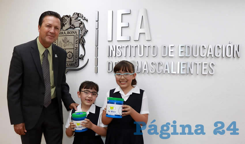 A trav&eacute;s de la Direcci&oacute;n de Servicios Educativos se ofrece atenci&oacute;n optom&eacute;trica a ni&ntilde;os que presentan situaciones de agudeza visual