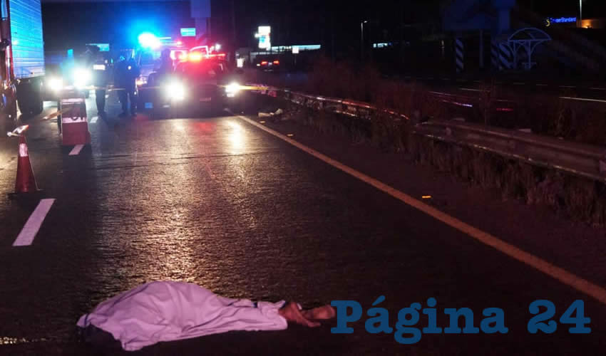 La fémina murió sobre la carretera federal 45 norte, muriendo al instante